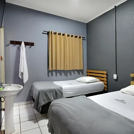 Hotel & Hostel Ribeirao-3