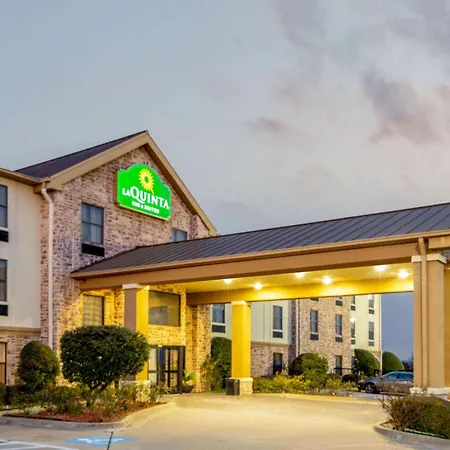 La Quinta By Wyndham Denison - North Lake Texoma-3