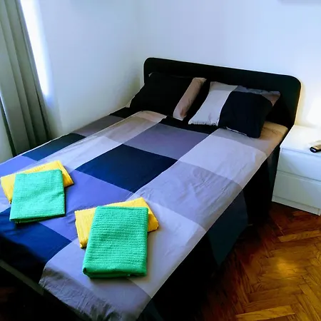 Pula Center Green Park Apartments&Rooms-3