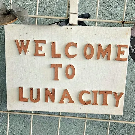 Luna City-3