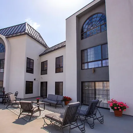 Coast Burbank Hotel-3