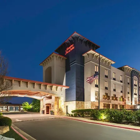 Hampton Inn & Suites San Marcos-2