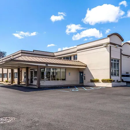 Days Inn By Wyndham Albany Suny-3