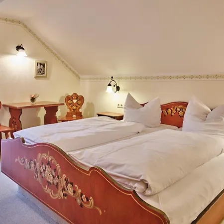 Landhotel Herzogstand Garni-2