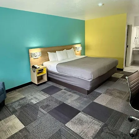 Days Inn By Wyndham Eglin Afb-2