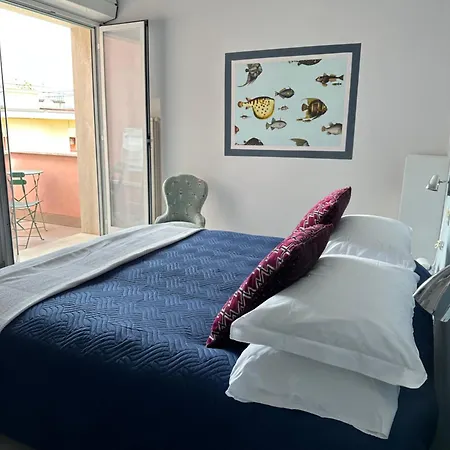 Hotel Mambo-2