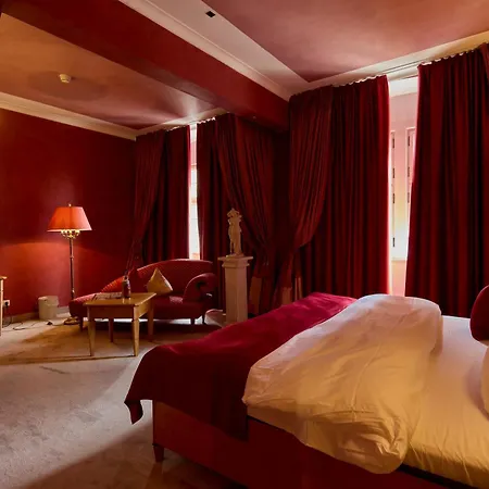 Romantik Hotel Der Adelshof-2