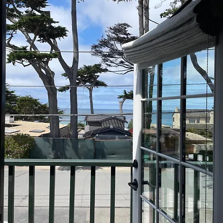 Carmel Beach Hotel-2