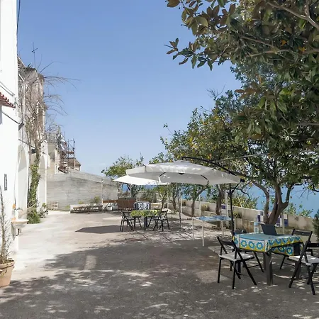 Casa Nina- Camere Con Vista Mare E Terrazza A Raito, Costiera Amalfitana-2
