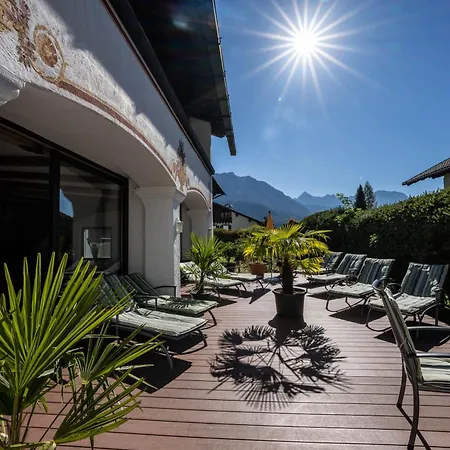 Parkhotel Wallgau 4 Sterne Superior Alpenjuwel mit Spa Genuss, Golf&Wellness in der Karwendel-Region Tradition trifft Eleganz im stilvollen Rückzugsort-2