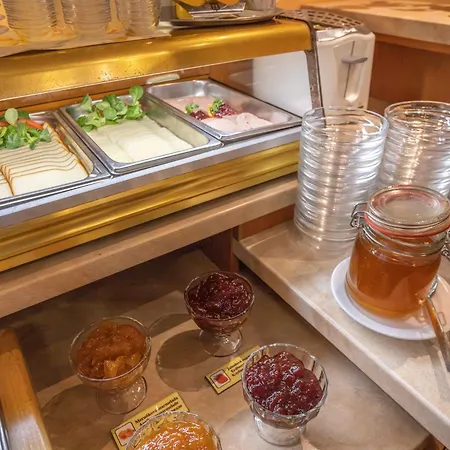 Hotel Flora-2