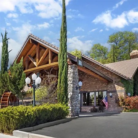 Best Western Plus Yosemite Gateway Inn-3
