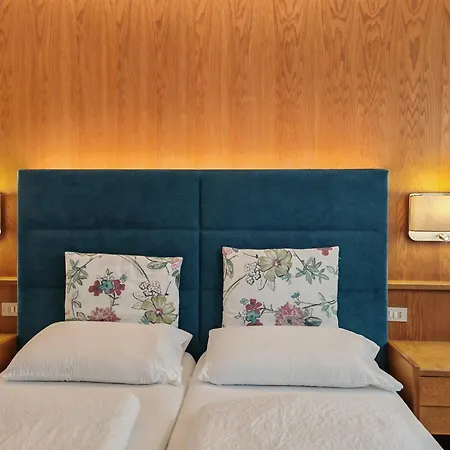 Hotel Alpenblick-2