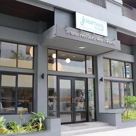 Journeyhub Pattaya Central-3