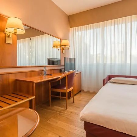Crystal Hotel Varese-3