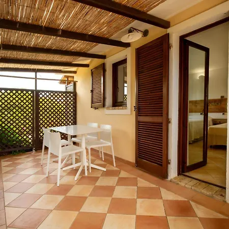 Porto Giunco Residence-3