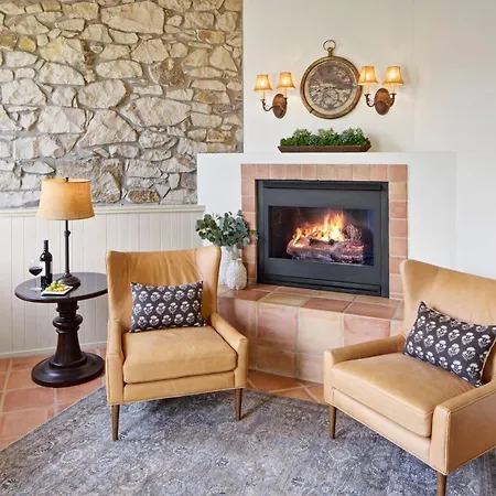 Maison Fleurie, A Four Sisters Inn-3