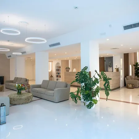 Hotel Albània-2