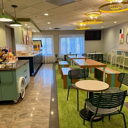 Spark By Hilton Woburn Boston-3