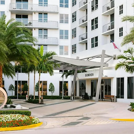The Circ Hotel Hollywood, Sonder By Marriott Bonvoy-3