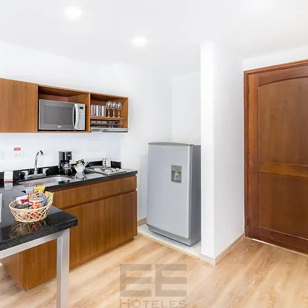 Leblon Suites Hotel Milla De Oro-3