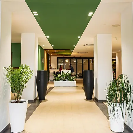Queens Hotel-3