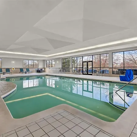Hampton Inn Toledo-South/Maumee-3