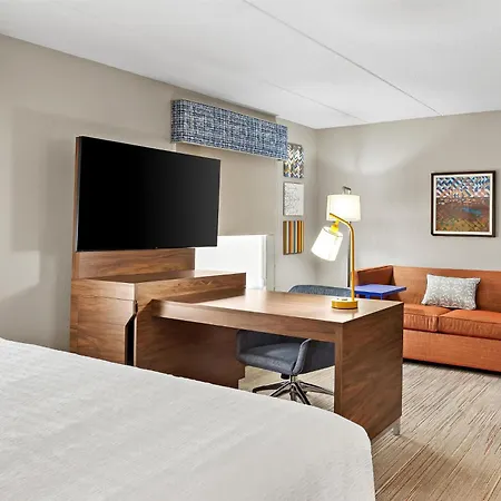 Hampton Inn & Suites Bolingbrook-3