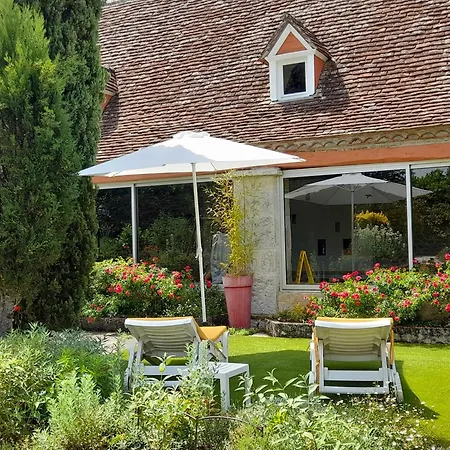 La Causserie, Chambre d'Hôtes avec piscine interieure, pour vous seuls !-3
