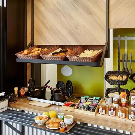 B&B Hotel Cergy Saint Christophe-3
