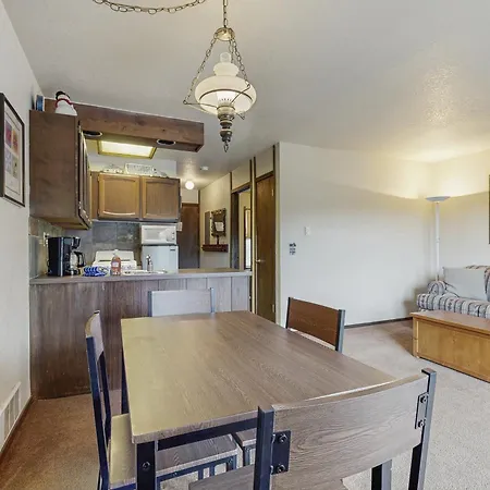 Red Cricket 22-3