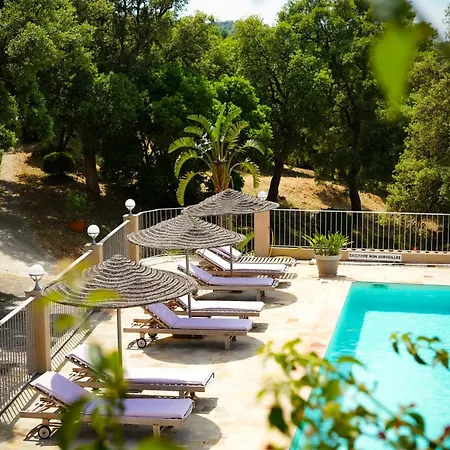 La Villa Nais PADEL&PISCINE -Suites&Appartements-3