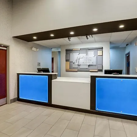 Holiday Inn Express Hotel & Suites- Gadsden By Ihg-3