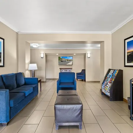 Comfort Inn & Suites Lancaster Antelope Valley-3