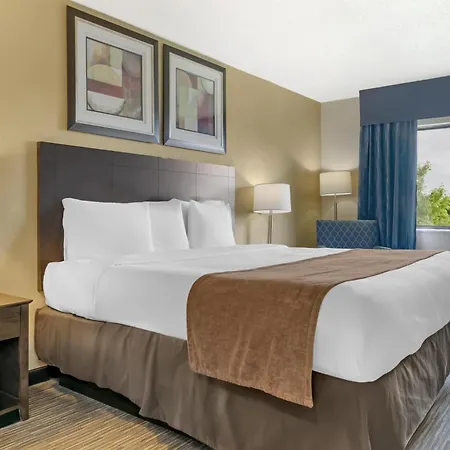Best Western Port Huron Blue Water Bridge-2