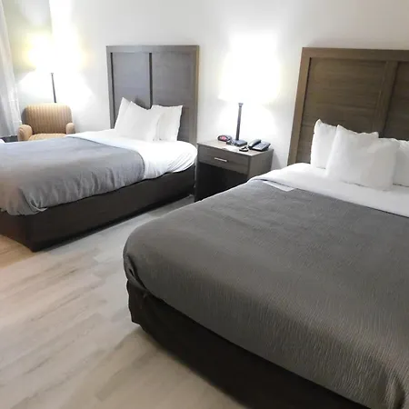 Quality Inn & Suites Hanes Mall-3