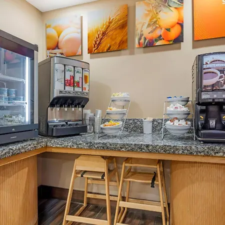 Comfort Suites Monroeville - Pittsburgh East-3