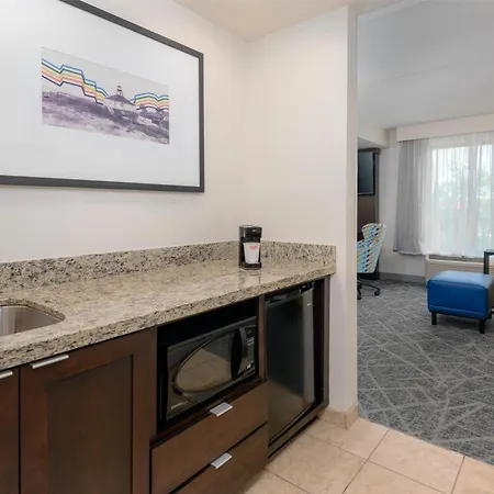 Hampton Inn & Suites Pensacola/Gulf Breeze-2