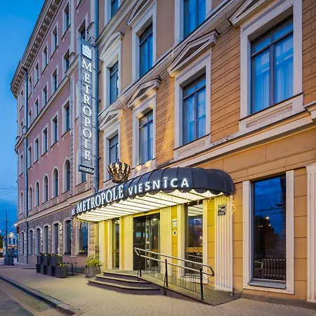 Eurostars Metropole-3