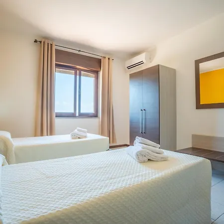 Hotel Marina-2