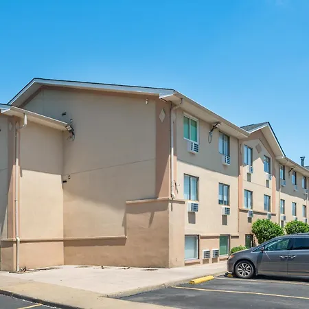 Quality Inn Chesapeake - Greenbrier-2