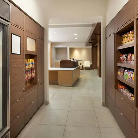 Fairfield Inn & Suites By Marriott Calgary Downtown-2