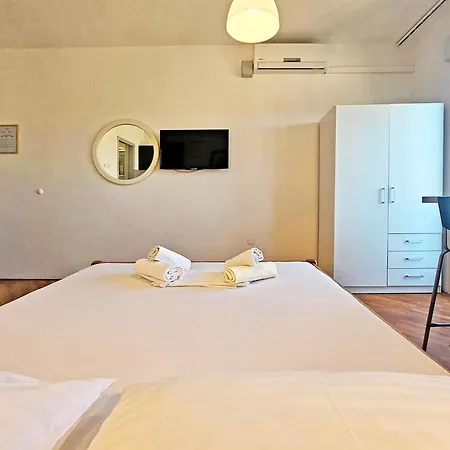 Apartments & Rooms Strcic Krk-3