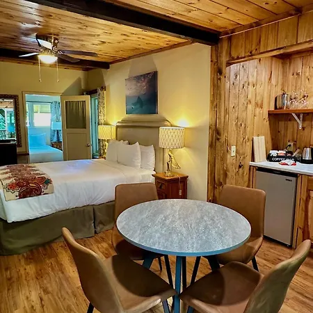 Fernwood Resort-3