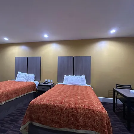 Scottish Inn And Suites-2