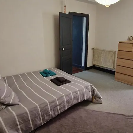 Spacieuse Suite Maison de Ville - 4 Personnes-2