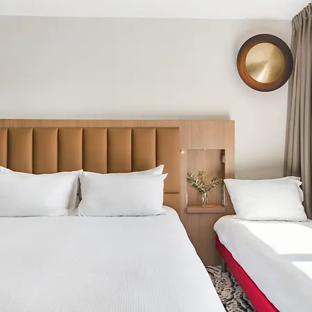Doubletree By Hilton Lyon Eurexpo & Spa-2