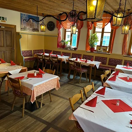 Hotel Schwarzer Adler-2