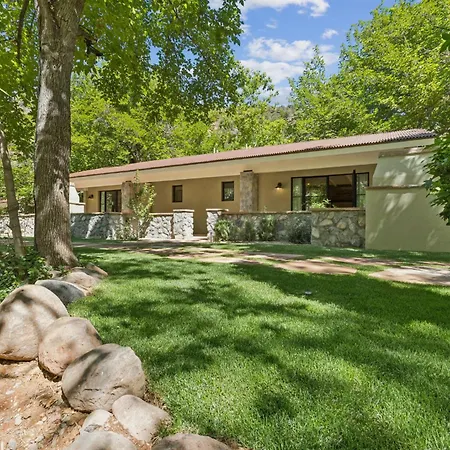 The Joy Sedona - Bed & Breakfast And Luxury Creekside Cabins-3