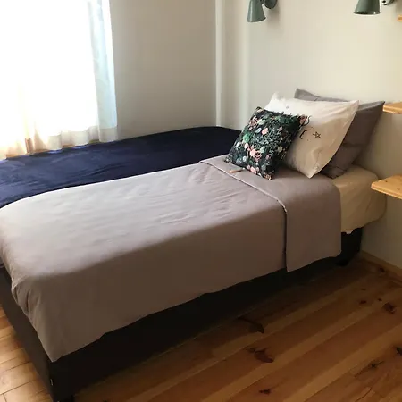 22B&B-2